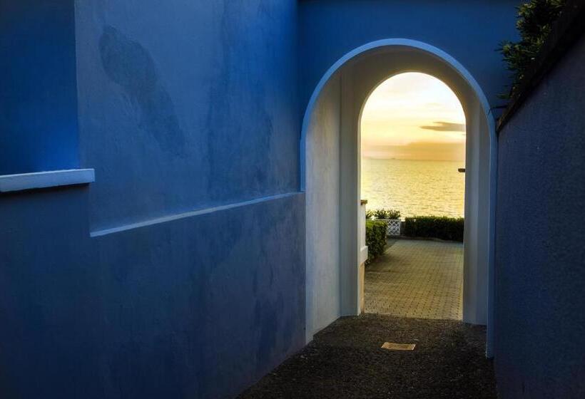 Grand Hotel Villa Parisi