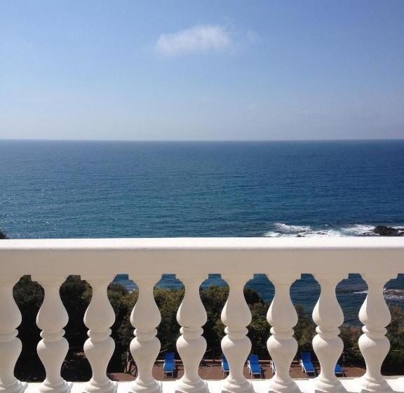 Grand Hotel Villa Parisi