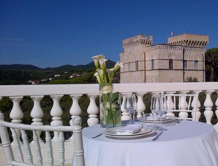 Grand Hotel Villa Parisi