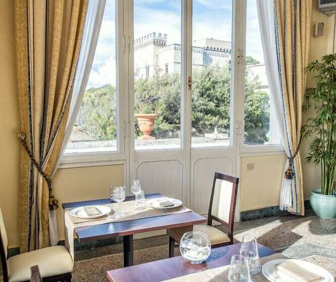 Grand Hotel Villa Parisi