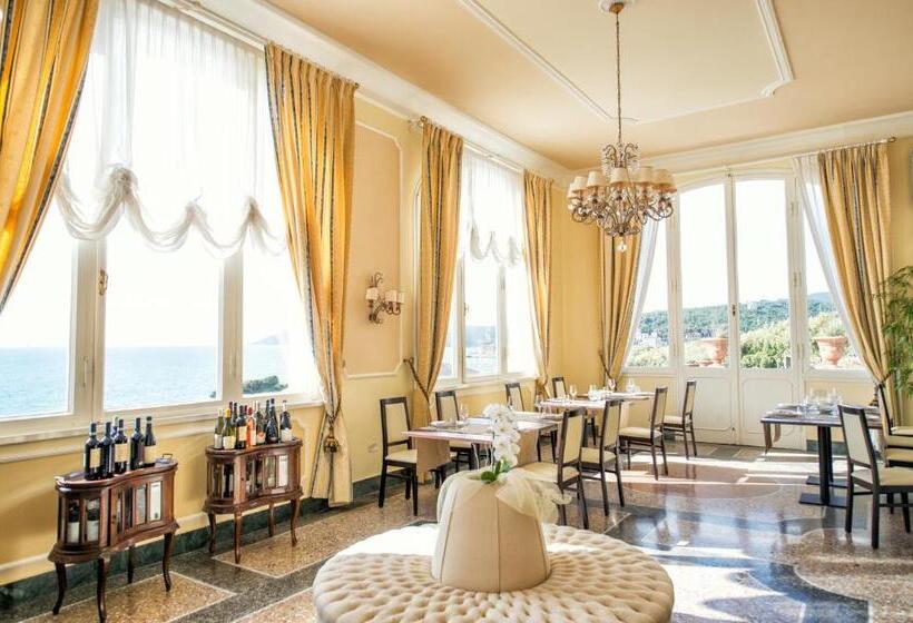 Grand Hotel Villa Parisi