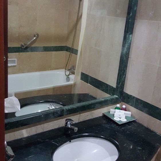 Fotos del hotel Harbourbay Amir:  6