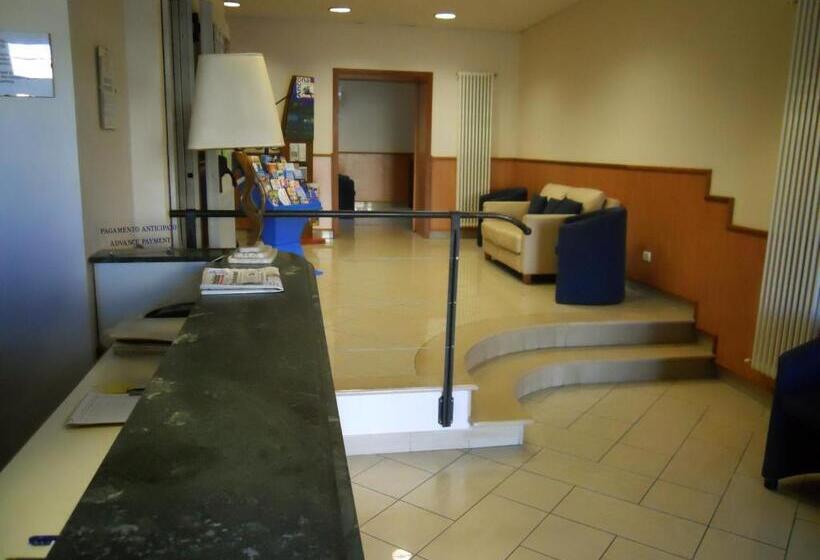 هتل Albergo Italia