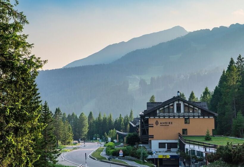 호텔 Ambiez Residence
