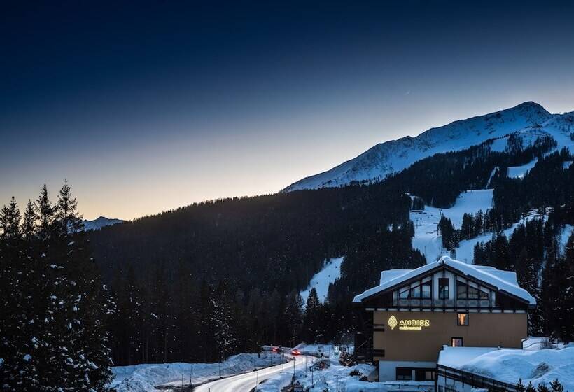 호텔 Ambiez Residence