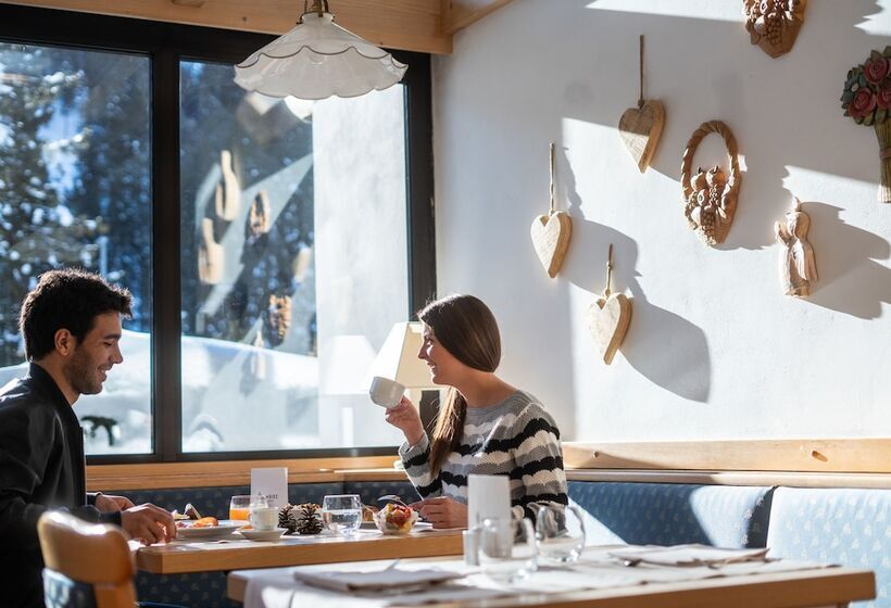 호텔 Ambiez Residence