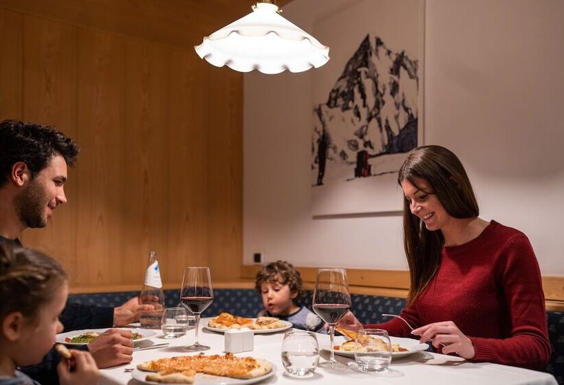 호텔 Ambiez Residence