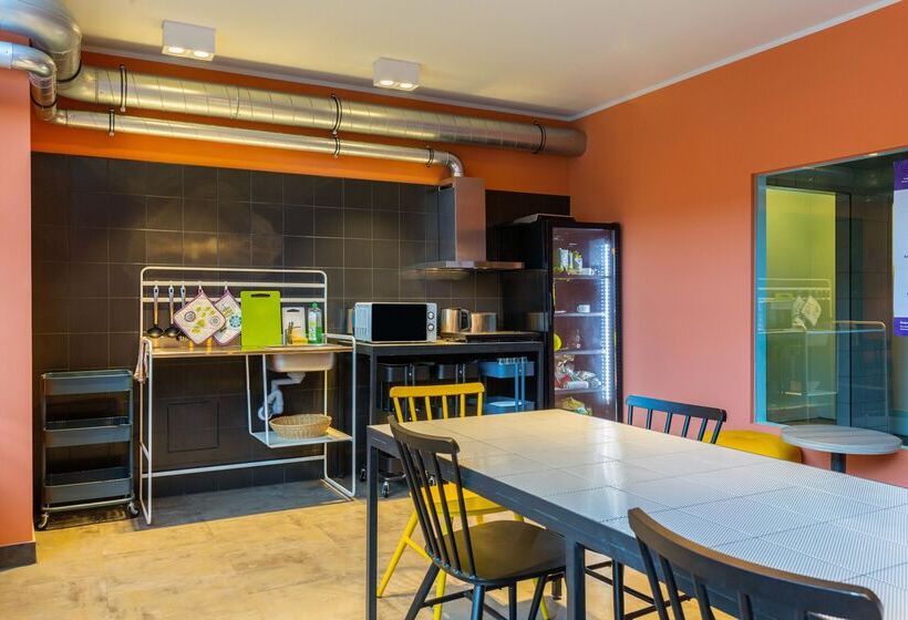 호스텔 a&o Dusseldorf Hauptbahnhof