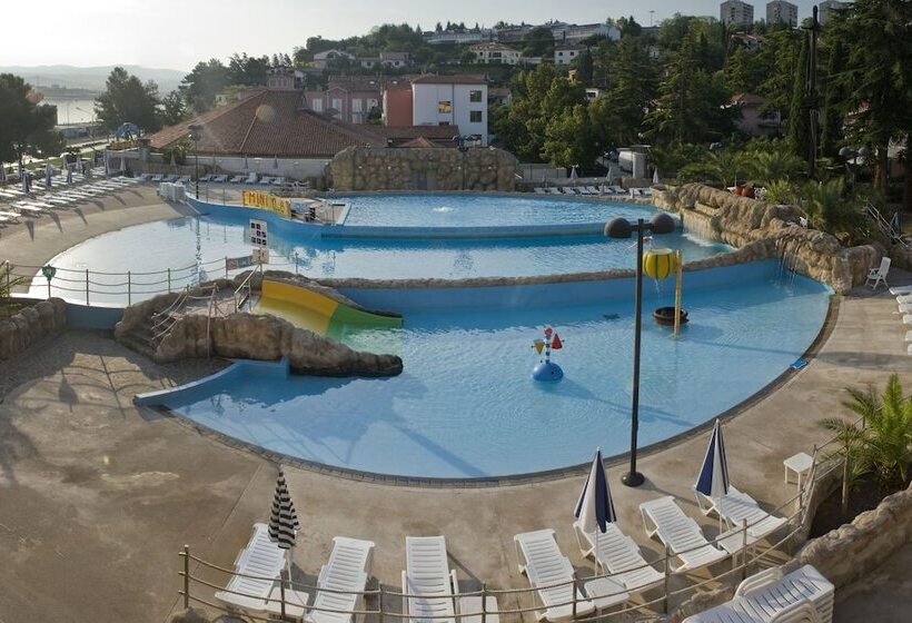 هتل Aquapark Zusterna