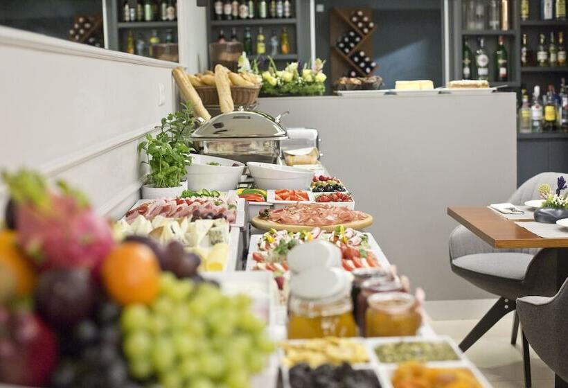 Отель Benefis Boutique