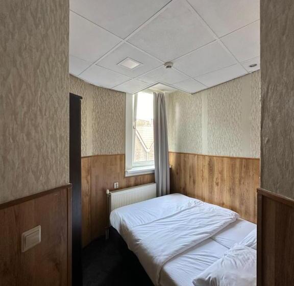 בית מלון כפרי Flex Inn