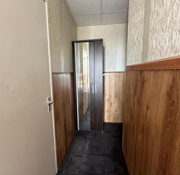 בית מלון כפרי Flex Inn