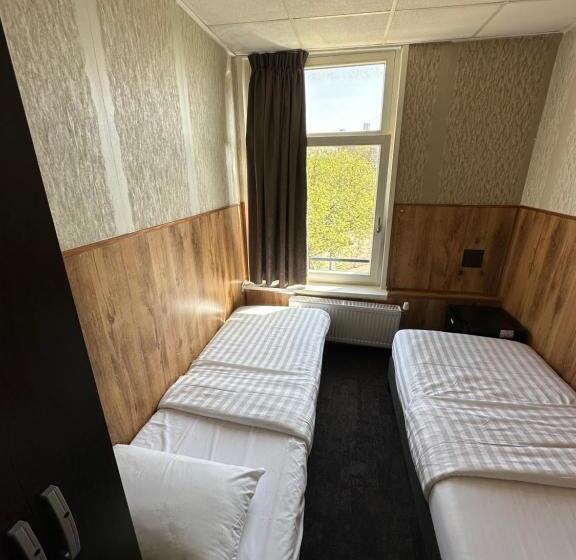 בית מלון כפרי Flex Inn