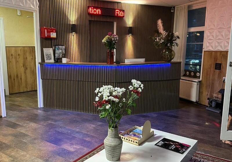 בית מלון כפרי Flex Inn