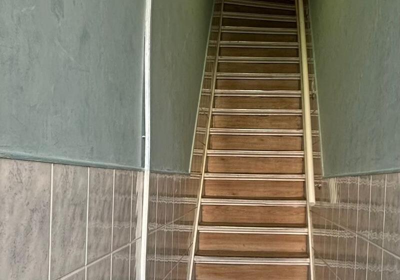 בית מלון כפרי Flex Inn