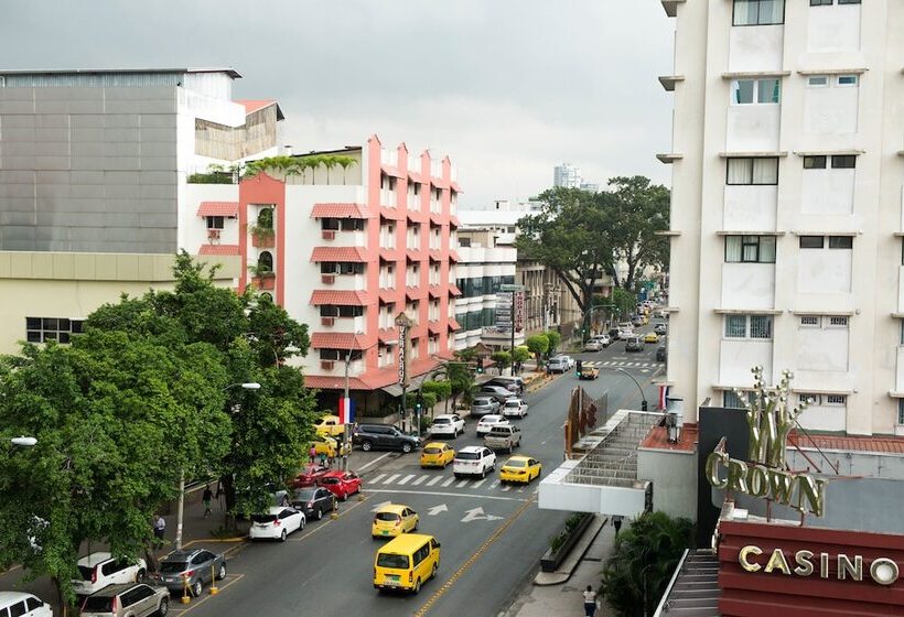 בית מלון כפרי Benidorm Panama