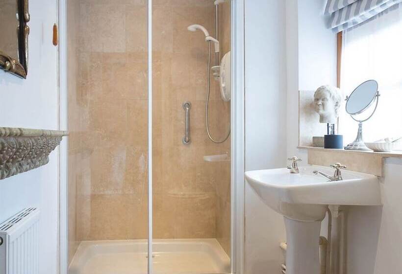 酒店 Blounts Court Farm