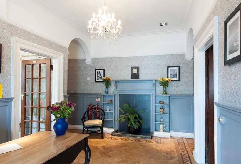 ホテル Boreland Lodge