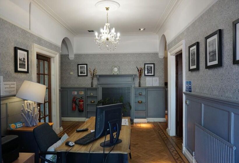 ホテル Boreland Lodge