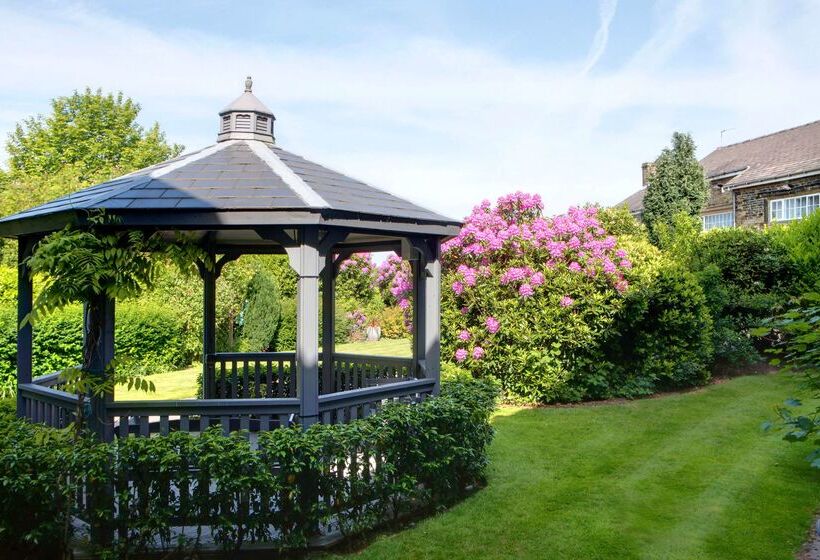 Отель Best Western Plus Lancashire Manor