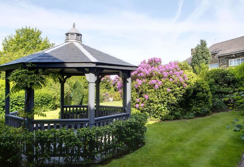 Отель Best Western Plus Lancashire Manor