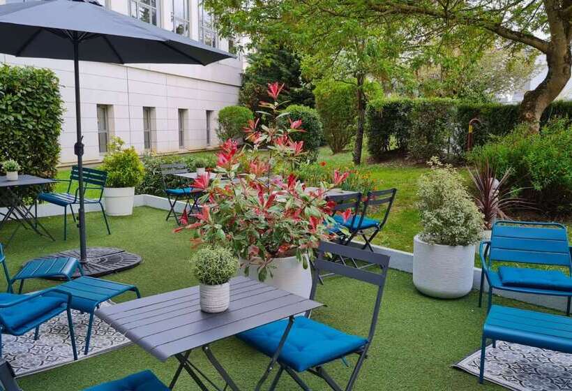 Отель Campanile Paris Cdg Airport Villepinte