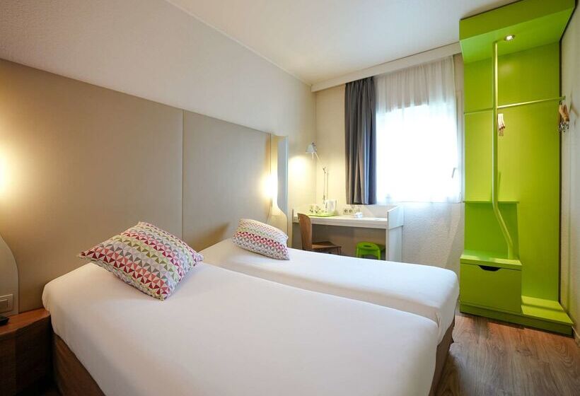 Отель Campanile Paris Cdg Airport Villepinte