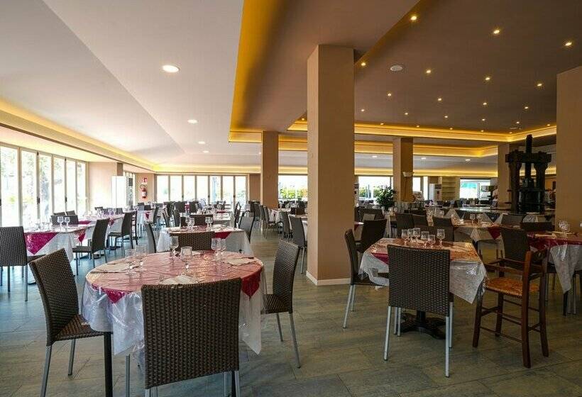 호텔 Cefalù Resort   Sporting Club