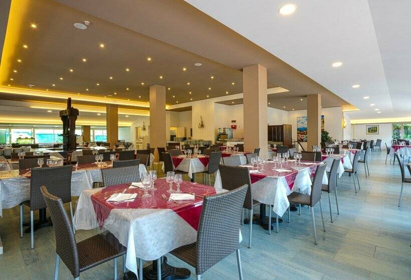 호텔 Cefalù Resort   Sporting Club