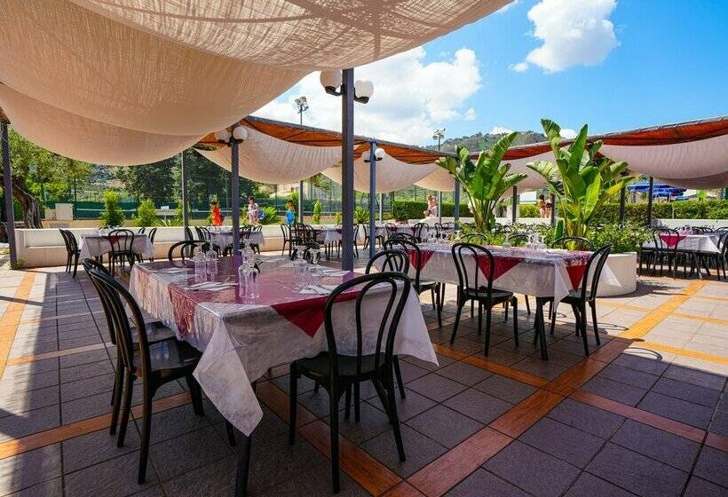 호텔 Cefalù Resort   Sporting Club