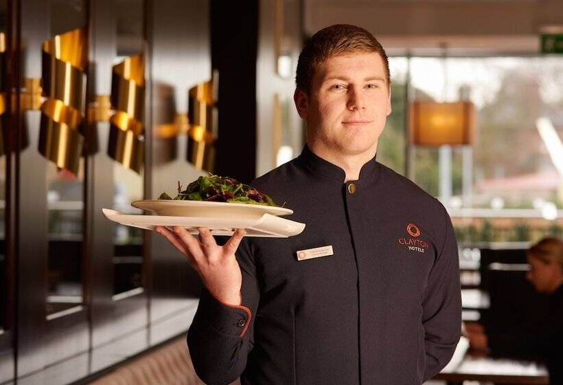 Clayton Hotel Dublin Airport