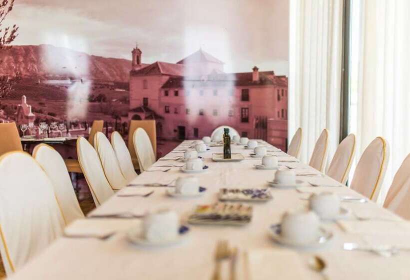 Отель DWO Convento De La Magdalena