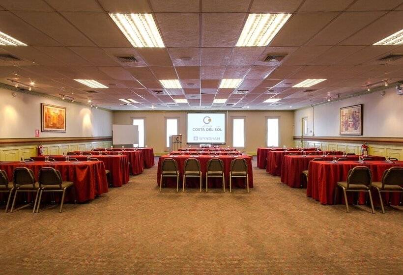 هتل Costa Del Sol Wyndham Cajamarca