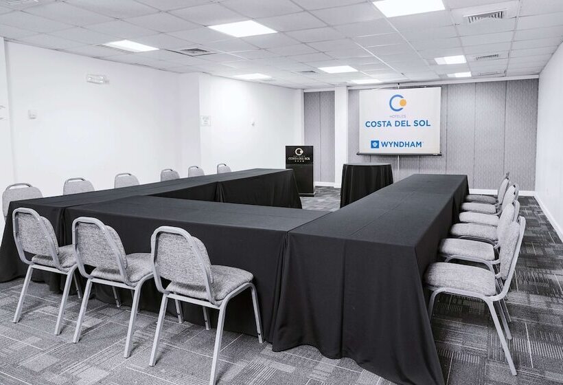 ホテル Costa Del Sol Wyndham Piura