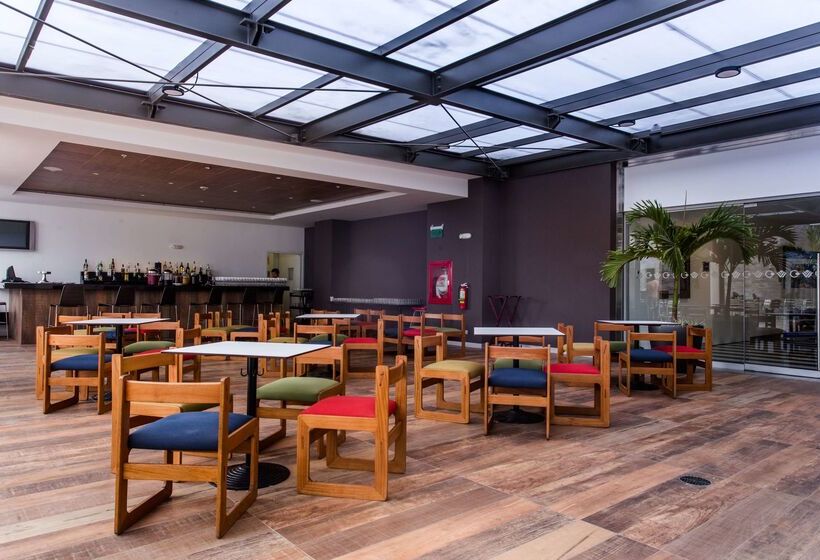 هتل Costa Del Sol Wyndham Tumbes