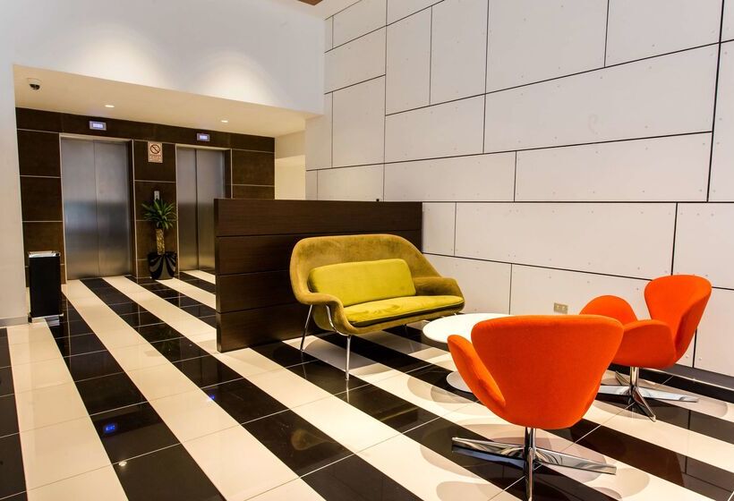 هتل Costa Del Sol Wyndham Tumbes