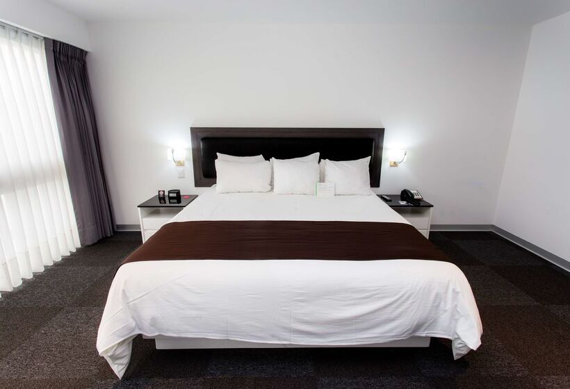 هتل Costa Del Sol Wyndham Tumbes