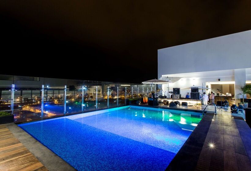 هتل Costa Del Sol Wyndham Tumbes