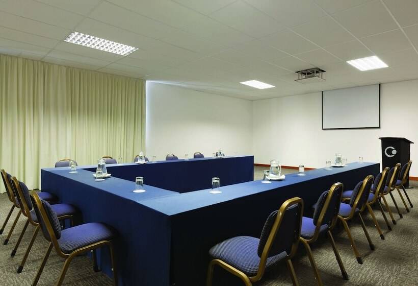 هتل Costa Del Sol Wyndham Tumbes