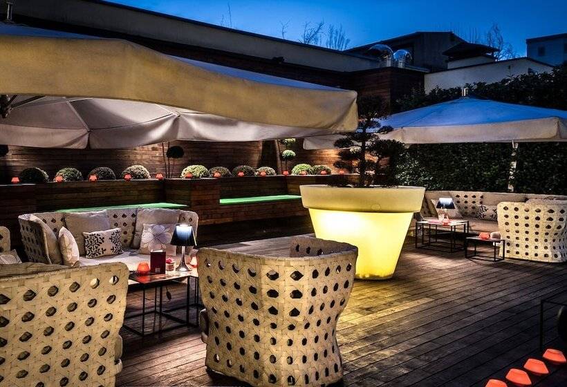 هتل Crowne Plaza Milan City, An Ihg