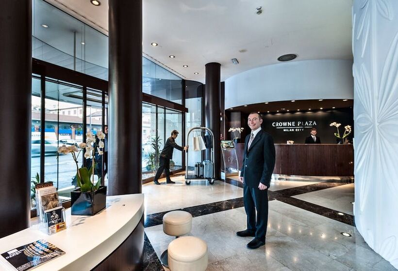 هتل Crowne Plaza Milan City, An Ihg