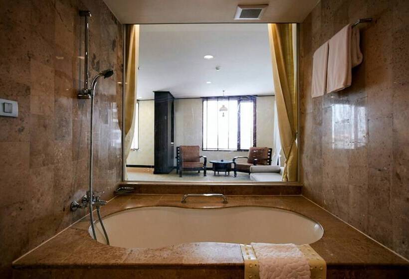 فندق The Davis Bangkok