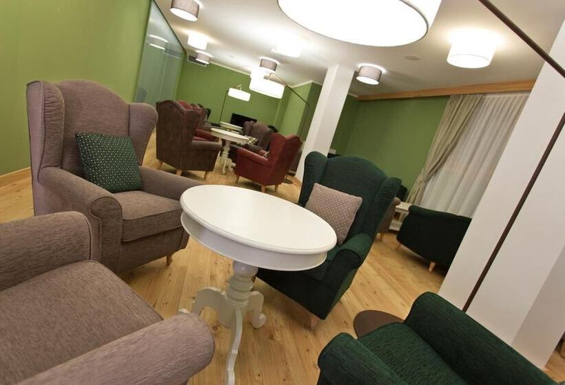 בית מלון כפרי Delle Alpi