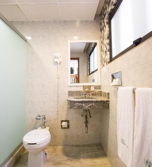 Отель Diligencias