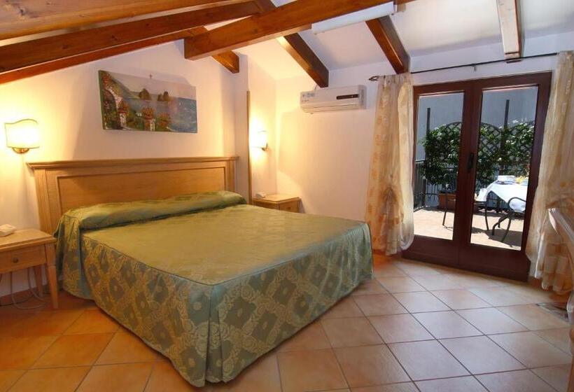 בית מלון כפרי Due Torri