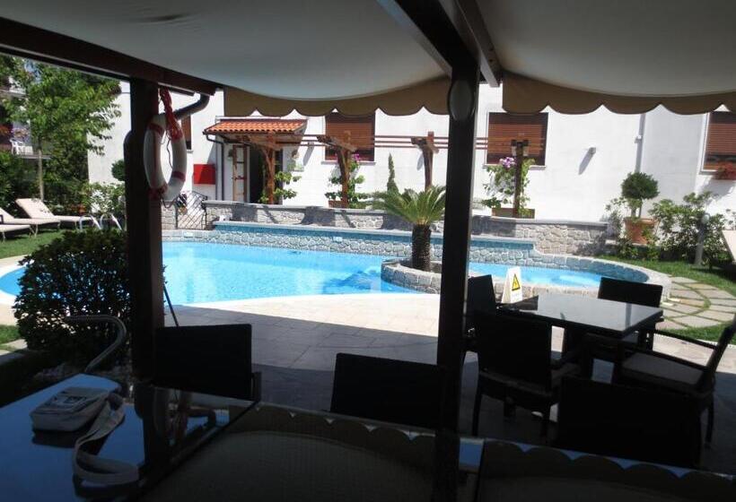 בית מלון כפרי Due Torri