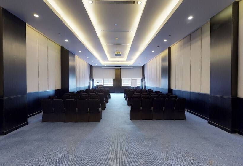 هتل Dusit Thani Lakeview Cairo