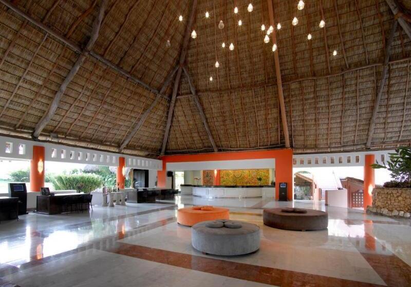 Family Selection at Grand Palladium Vallarta Resort & Spa - All Inclusive