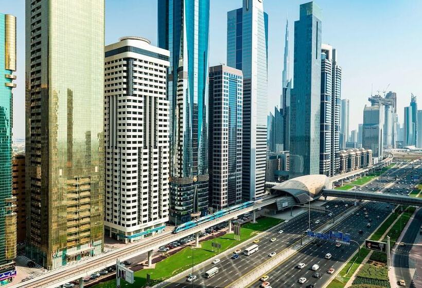 هتل Four Points By Sheraton Sheikh Zayed Road