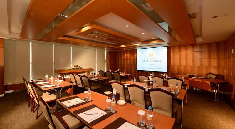 هتل Grand Millennium  Dubai